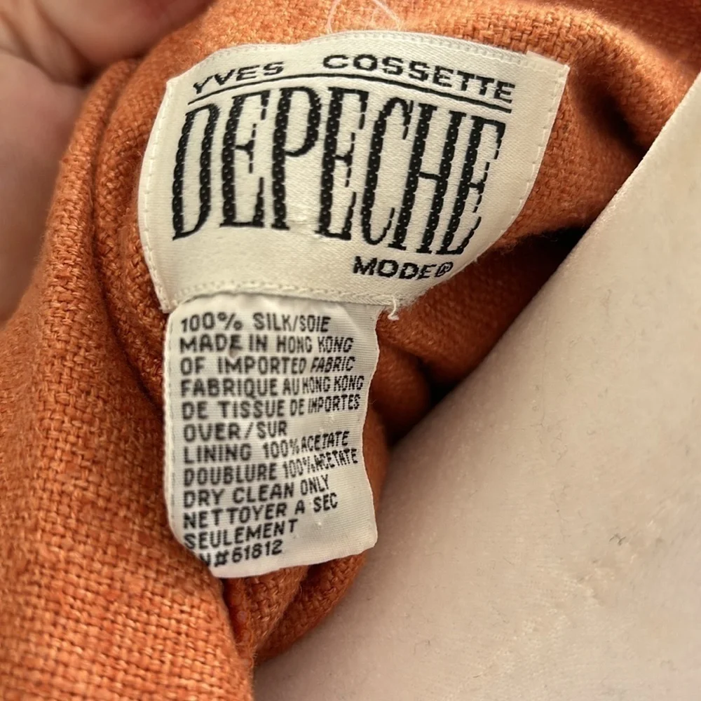 Vintage silk overcoat dress with belt. No size, but would fit a small - Picture 7 of 7